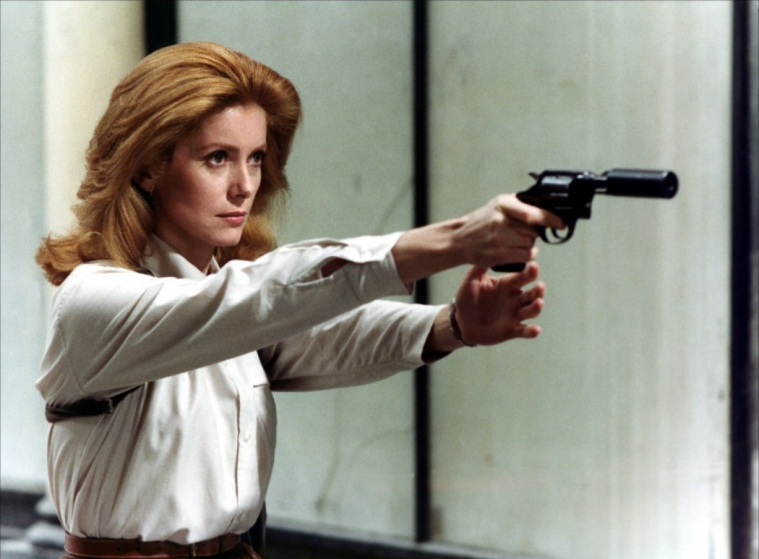 catherine_deneuve_mb13