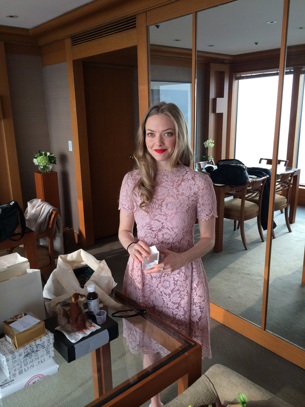 Celebs Flash com Amanda Seyfried Leaked Pic 15 — Postimages