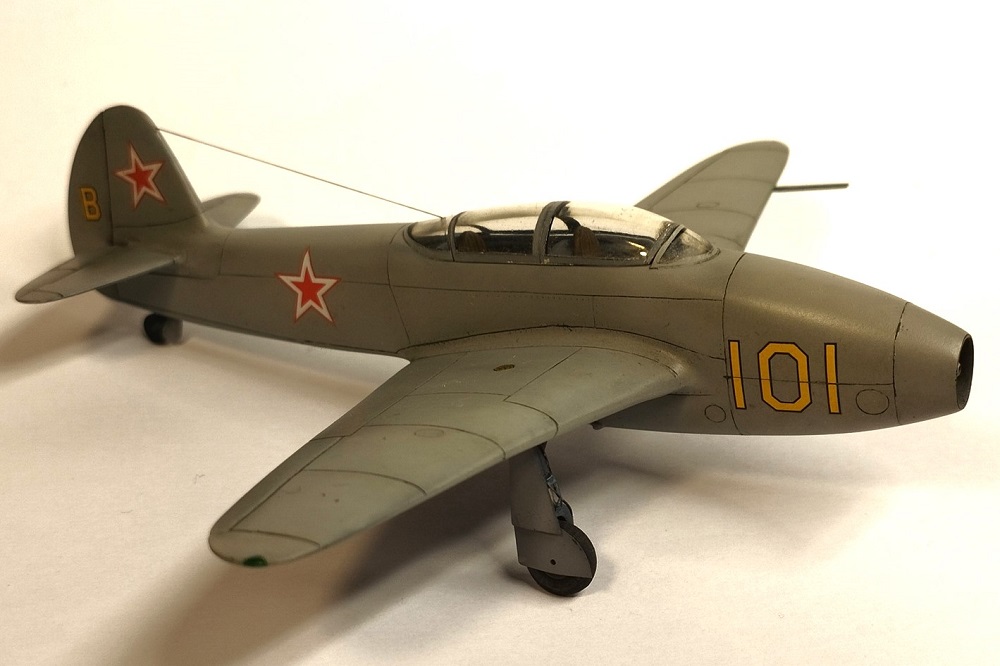  Як-21 Amodel 1/72 Zwphn-PQ-f-Oc