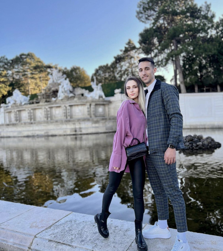 A641DB44-7666-425E-A0CF-677B4F30915C