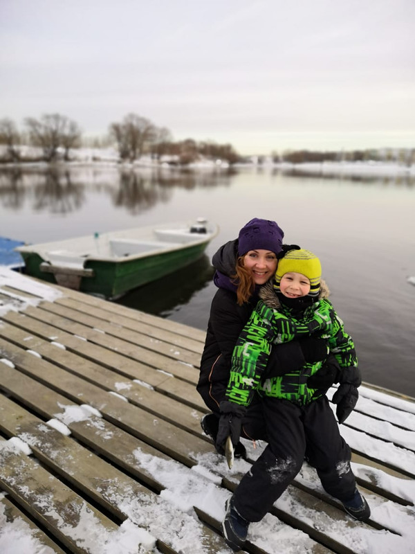 A2E4B070-7C68-45D9-A245-E0DBD5AE4CFC