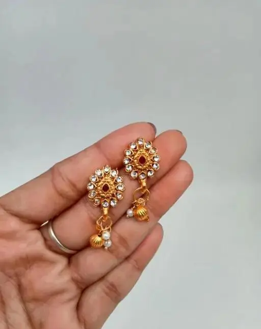 Premium Quality Trending Design Choker Jewellery Set For Women & Girls
Color 1 (A101)