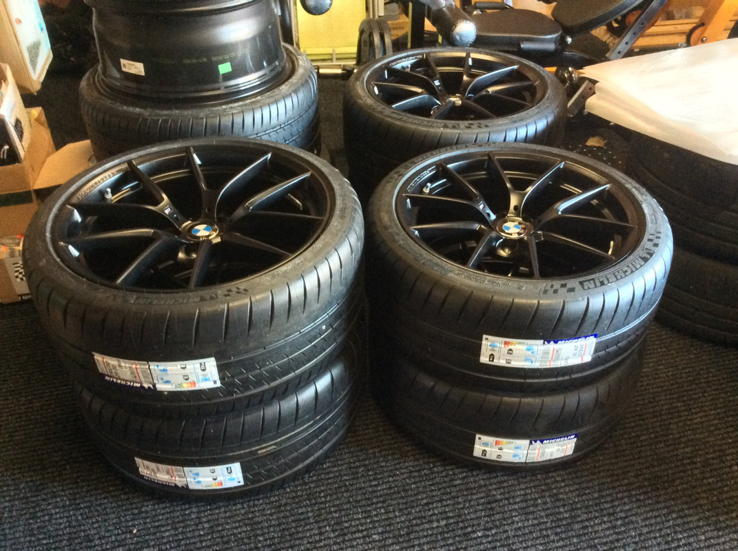 DBF565D9-E434-4F11-A35B-0467685E2C27