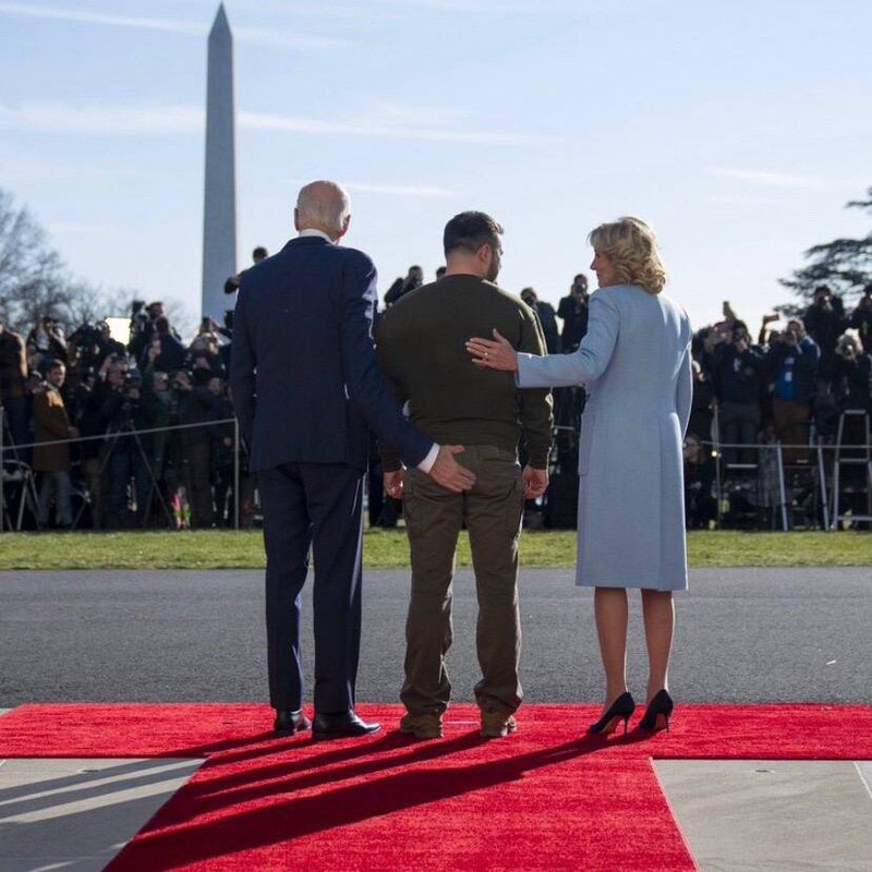 8E7993D9-1AC7-41DA-B367-94960693E8EF