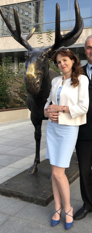 F1C7B760-5CB0-43EC-AF46-9347181B4DC7