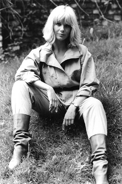 glynis_barber_87