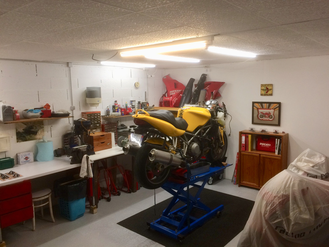 562ED8A2-04A3-49C4-A053-2A8231092F1A