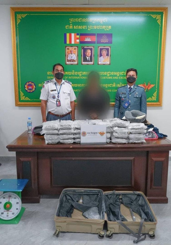 siem reap angkor airport customs seize cannabis foreign traveler cambodia news 2026 34645767