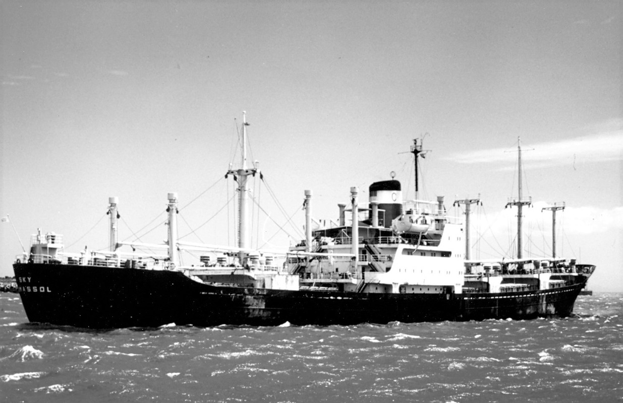 Sky-Loppersum(4)1957