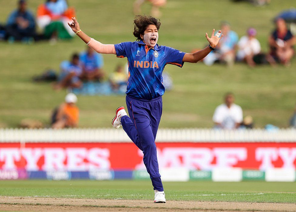 Jhulan Goswami - Wikipedia