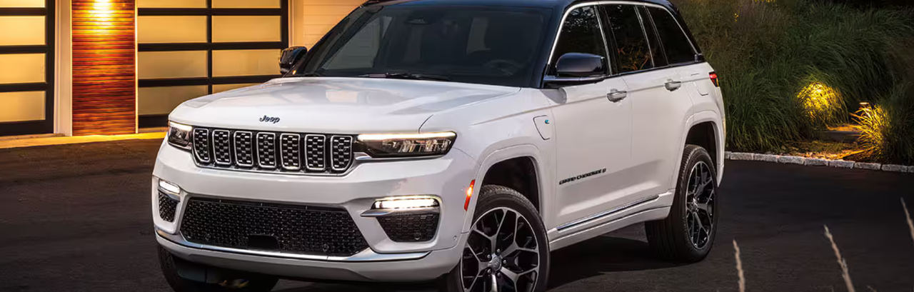Your Inside Look at the 2024 Jeep Grand Cherokee L