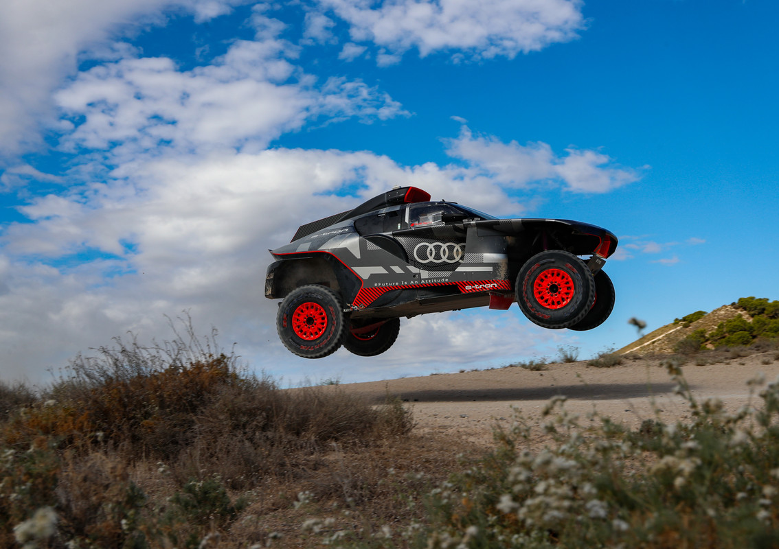 Audi-RS-Q-e-tron-tests_7