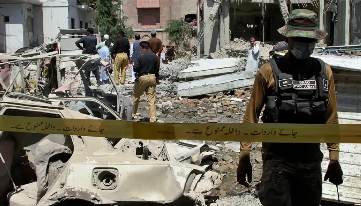 Ataques terroristas dejan cuatro soldados muertos en Pakistán