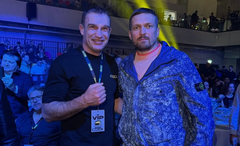 Александър Усик беше сред гостите на BKFC в Италия