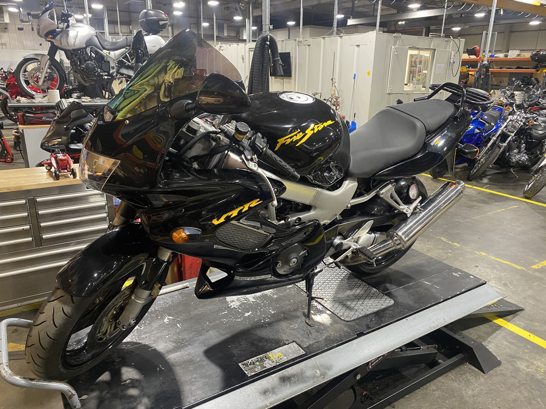 F583370A-0AF9-434C-BD67-0DAC012E7E9F