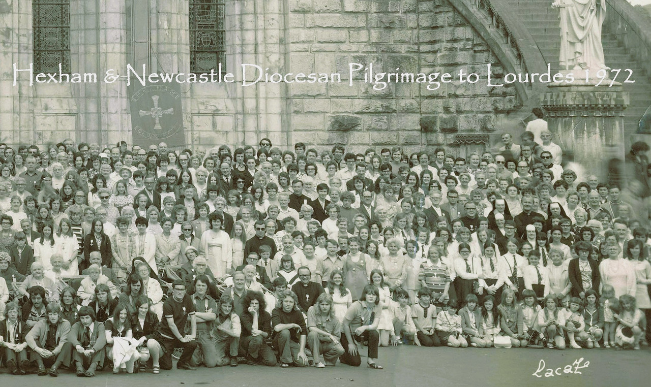 Lourdes-1972-(C)-with-Hebburn-people-on