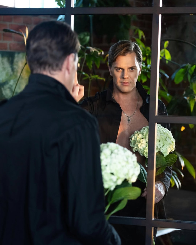 Сегодня, 8 марта, мы от всего сердца поздравляем вас с М...м ж... станет началом чего-то волшебного 