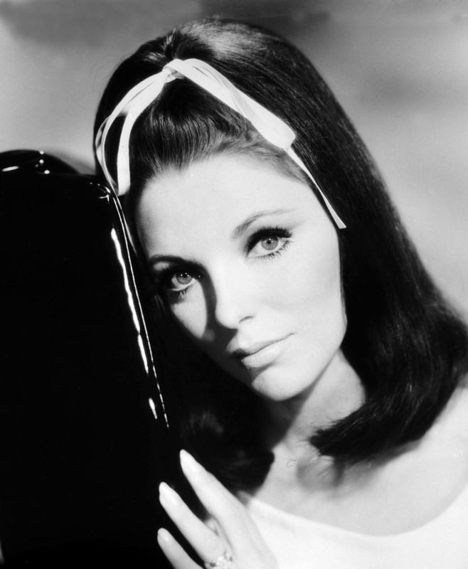 Joan_Collins_f96
