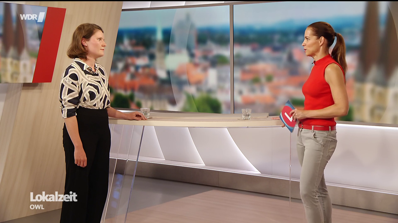 Kristina Sterz WDR Lokalzeit OWL 06 07 2026 118X Caps 106