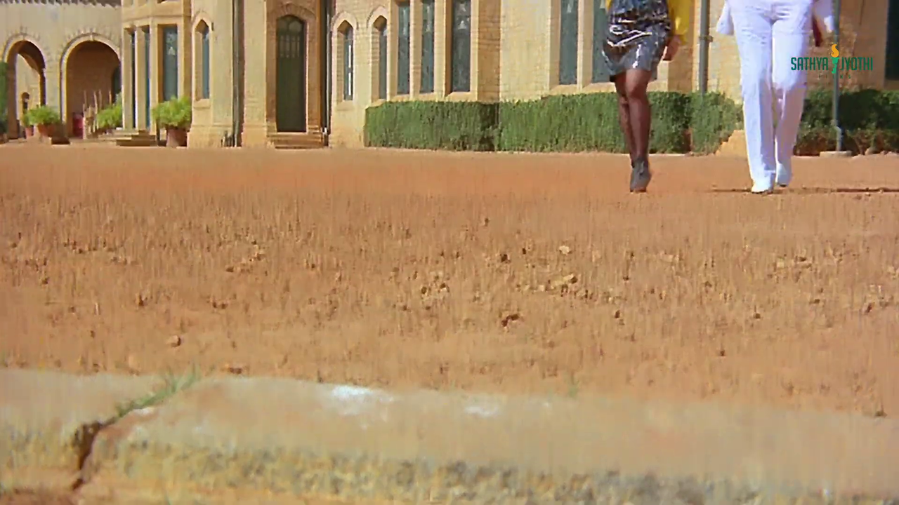 vlcsnap 2025 11 29 08h43m08s188