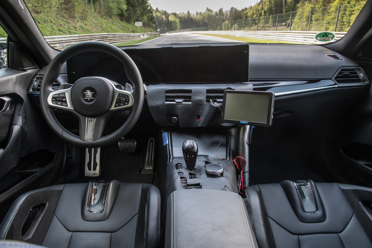 P90468074_highRes_the-all-new-bmw-m2-u