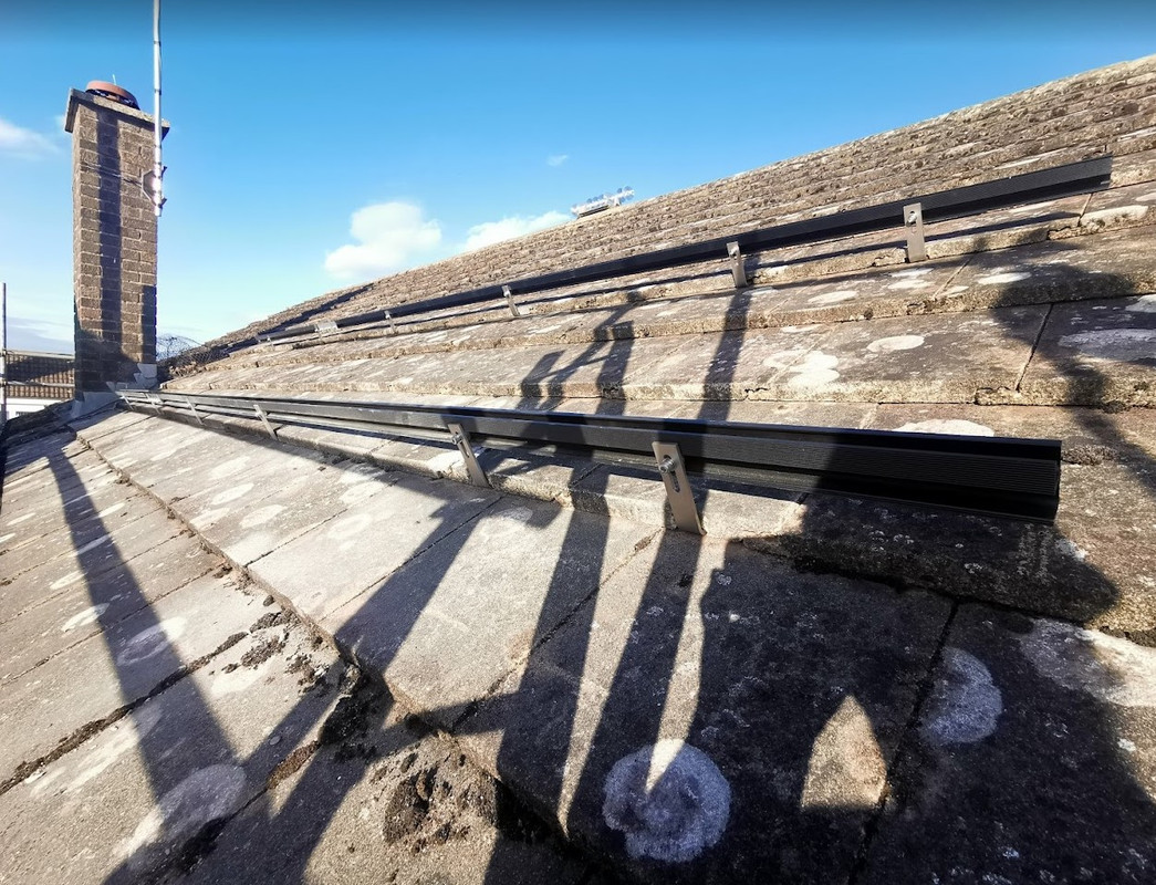 2024-08-10-Roof-rails.jpg