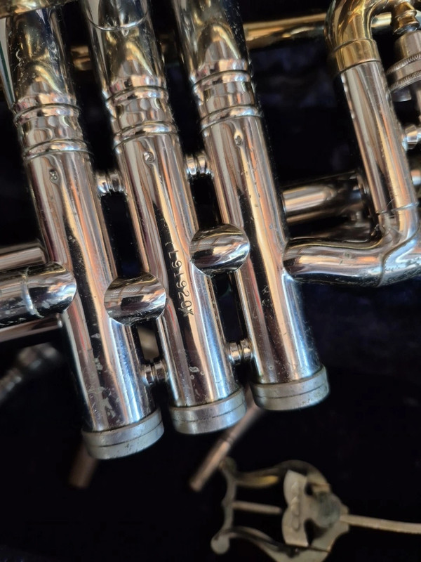 Conn 1968 80A Victor long cornet sn L91920X (12)