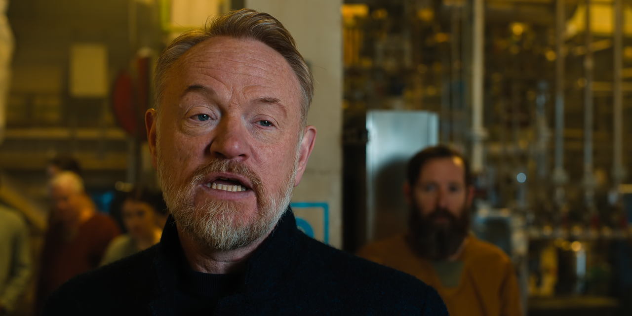 Foundation.S01E02.Preparing.to.Live.2160p.10bit.ATVP.WEB-DL.DDP5.1.HEVC-Vyndros.mkv_snapshot_00.41.5