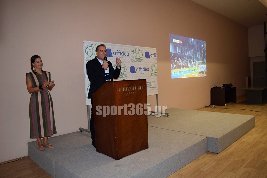 , &Kappa;&alpha;&lambda;&alpha;&mu;ά&tau;&alpha; 80: &Tau;ί&mu;&eta;&sigma;&epsilon; &chi;&omicron;&rho;&eta;&gamma;&omicron;ύ&sigmaf; &kappa;&alpha;&iota; &upsilon;&pi;&omicron;&sigma;&tau;&eta;&rho;&iota;&kappa;&tau;έ&sigmaf;, &pi;&alpha;&rho;&omicron;&upsilon;&sigma;ί&alpha;&sigma;&epsilon; &tau;&eta; &phi;&alpha;&nu;έ&lambda;&alpha; &kappa;&alpha;&iota; &tau;&omicron; ό&rho;&alpha;&mu;&alpha; &gamma;&iota;&alpha; &tau;&eta; Volley League – &Phi;&omega;&tau;&omicron;&gamma;&rho;&alpha;&phi;ί&epsilon;&sigmaf; &kappa;&alpha;&iota; &beta;ί&nu;&tau;&epsilon;&omicron;