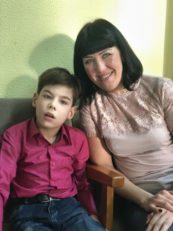 EF4080F7-14F3-4D57-B346-5AF99795B7F4