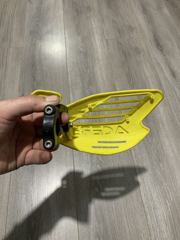 E6A687EB-6FA6-48A0-9363-20D10F54DAC9