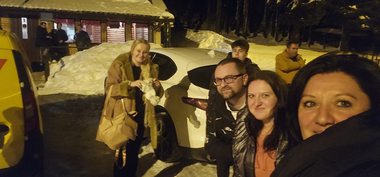 ed0708b1 253e 45f7 a332 dfb54bcaf350