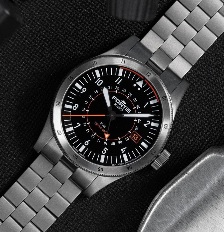 F1BBB852-DCA6-45B3-AD7F-C602D77FE397