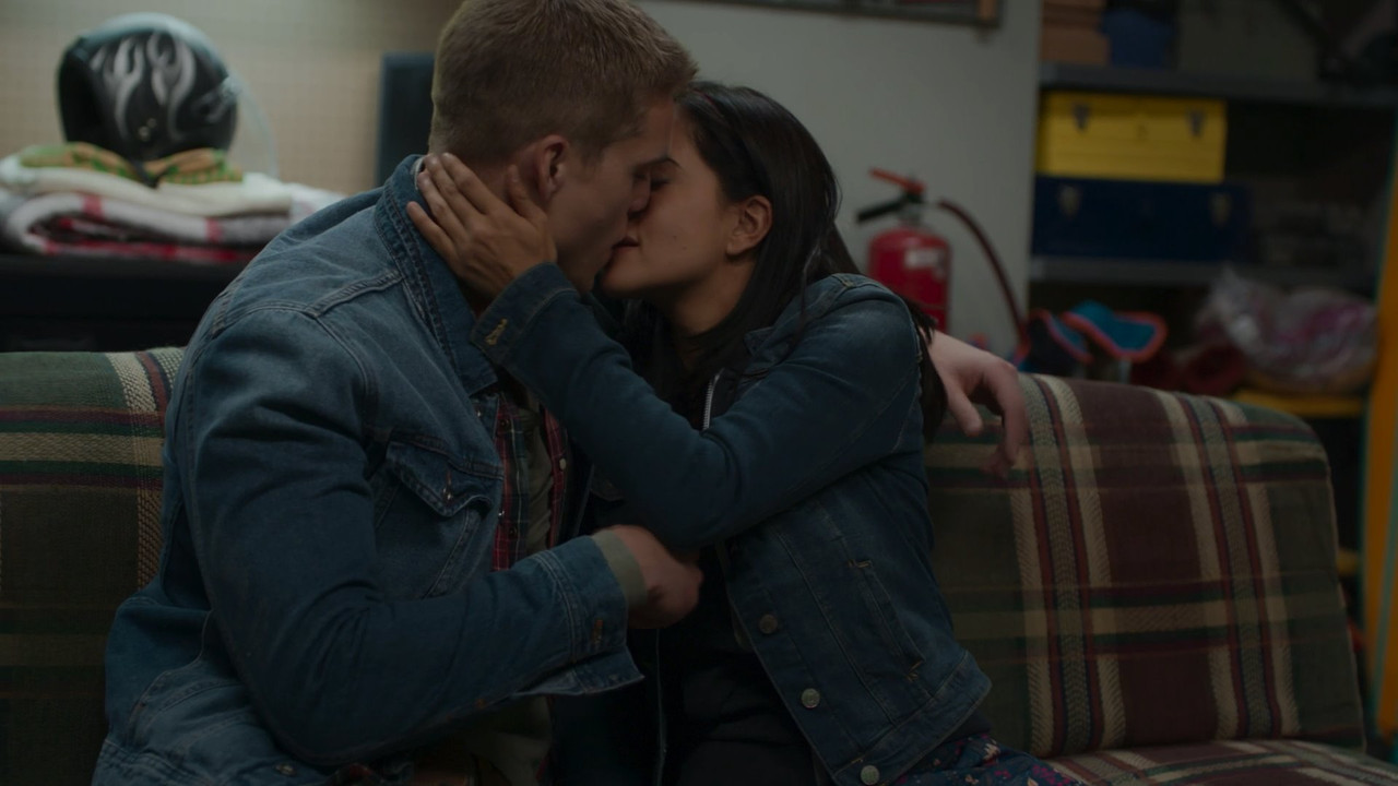 Diablo.Guardian.S01E02.1080p.AMZN.mkv_snapshot_00.35_[2021.07.28_15.13.10]