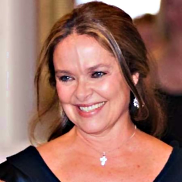 Moira Sinise