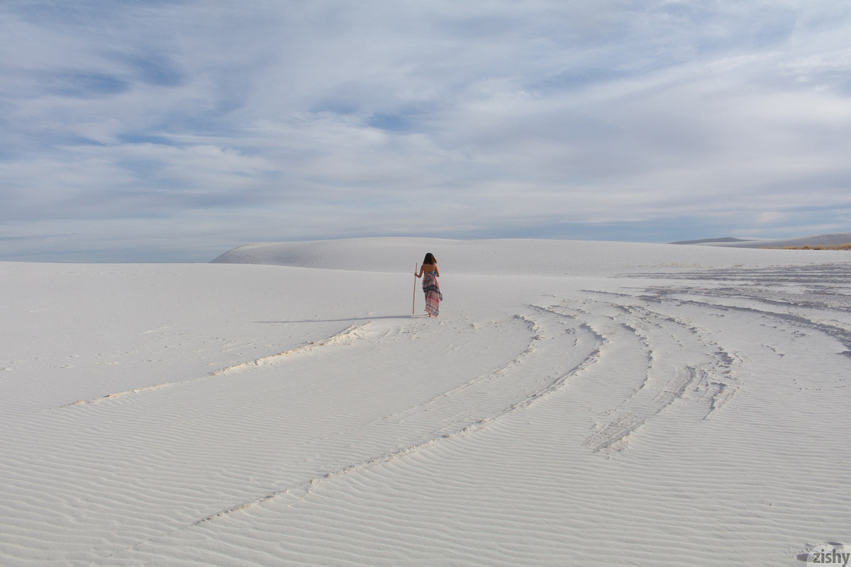 full_016_1245291332580962