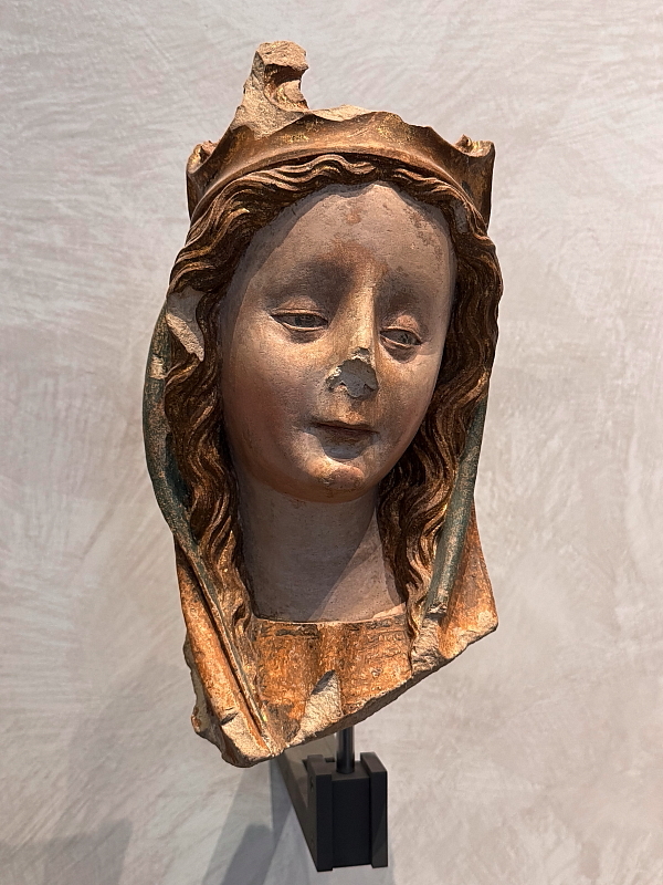 Есть город славный во французском междуречье. Зовется он, конечно же, Лион.