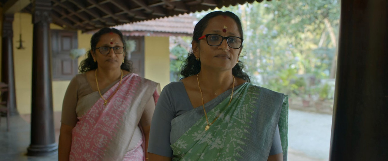 Narayaneente Moonnaanmakkal 2025 WebRip [Malayalam] 480p, 720p ESub Screenshot