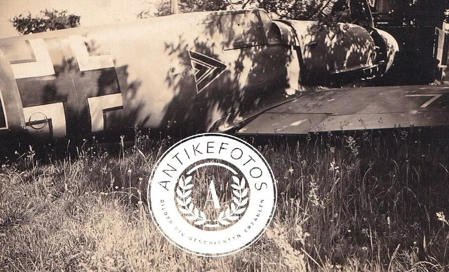 Foto,Me 109,JG 26,Kennung,Wappen,Schlageter,Jäger,Flugzeug,Kanal,Staffel,Tarnung (1)