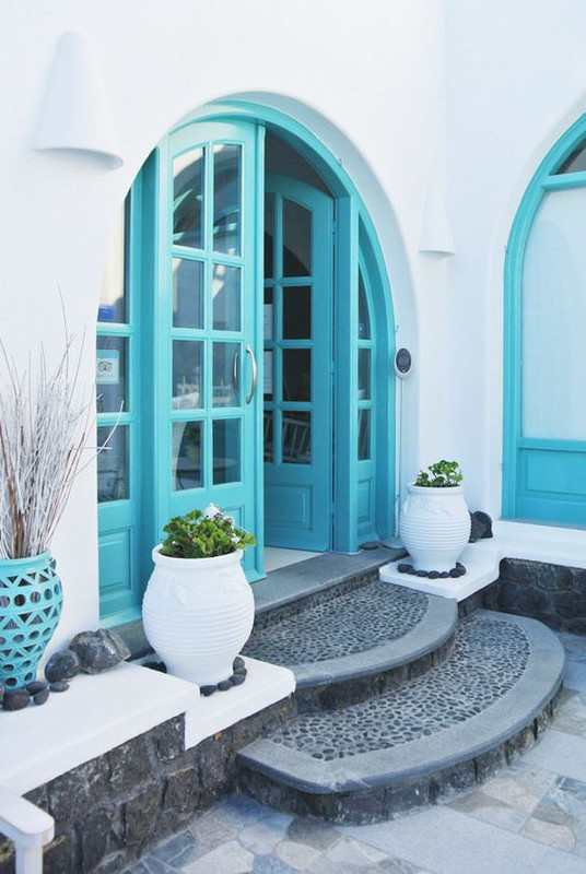 turquoisedoubledoors.jpg