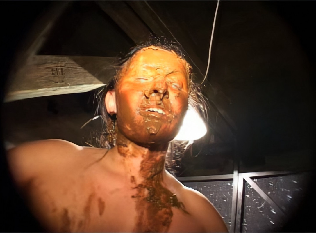 Portrait Extrem 2 - The very first time_prob4.mp4_snapshot_01.58.41.800