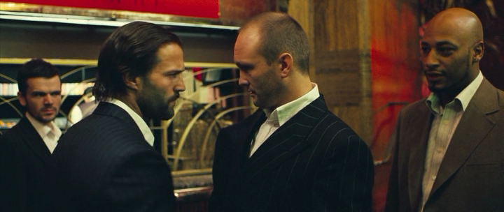 Revolver_HDRip__[scarabey.org]_by_Scarabey.avi_20211213_210351.678