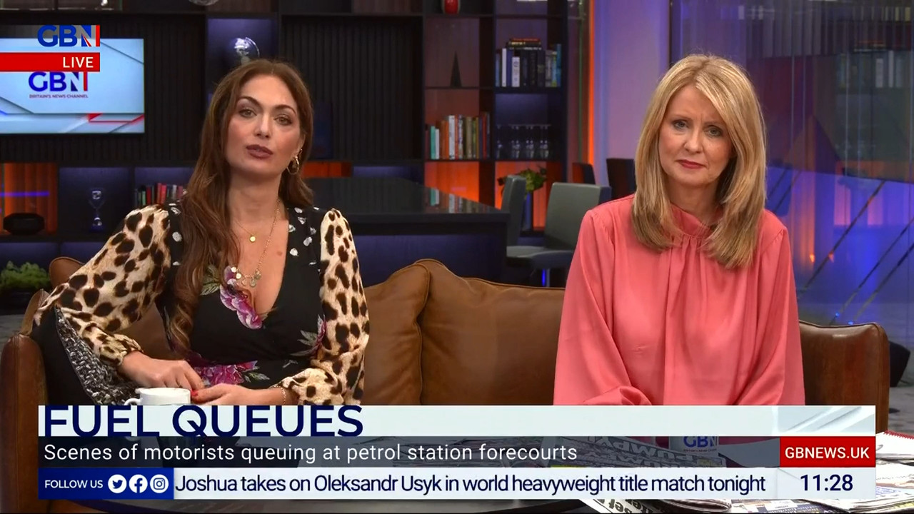 09.25 - 10.00.00 - Saturday Live UK. Opinion, news and a bit of fun o..._001.ts_snapshot_27.32.322