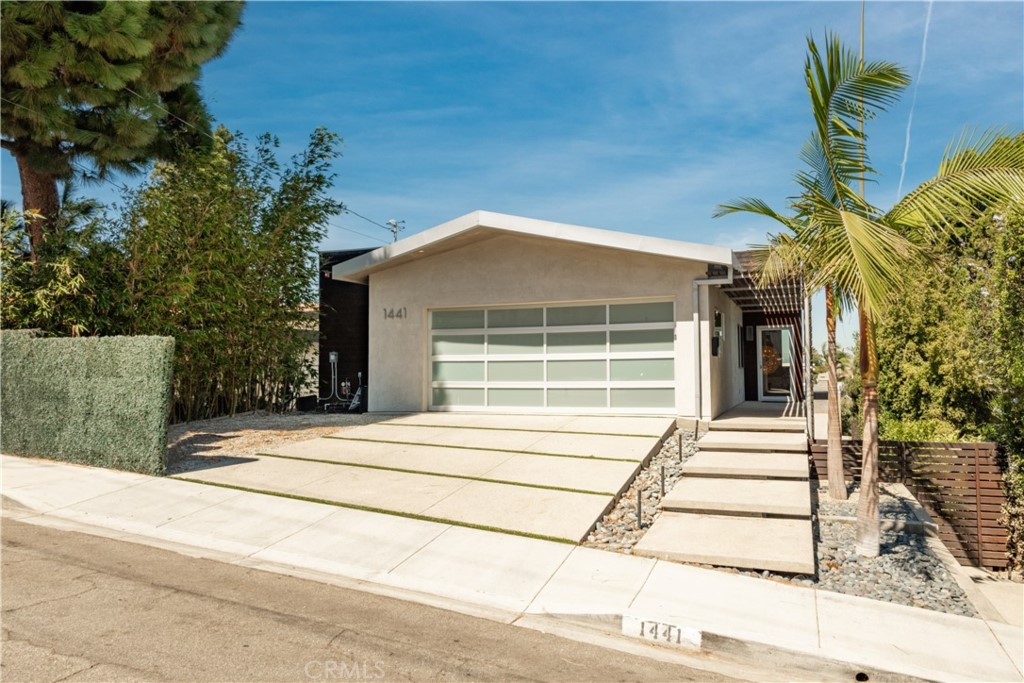 1441 9th Street, Manhattan Beach, CA 90266