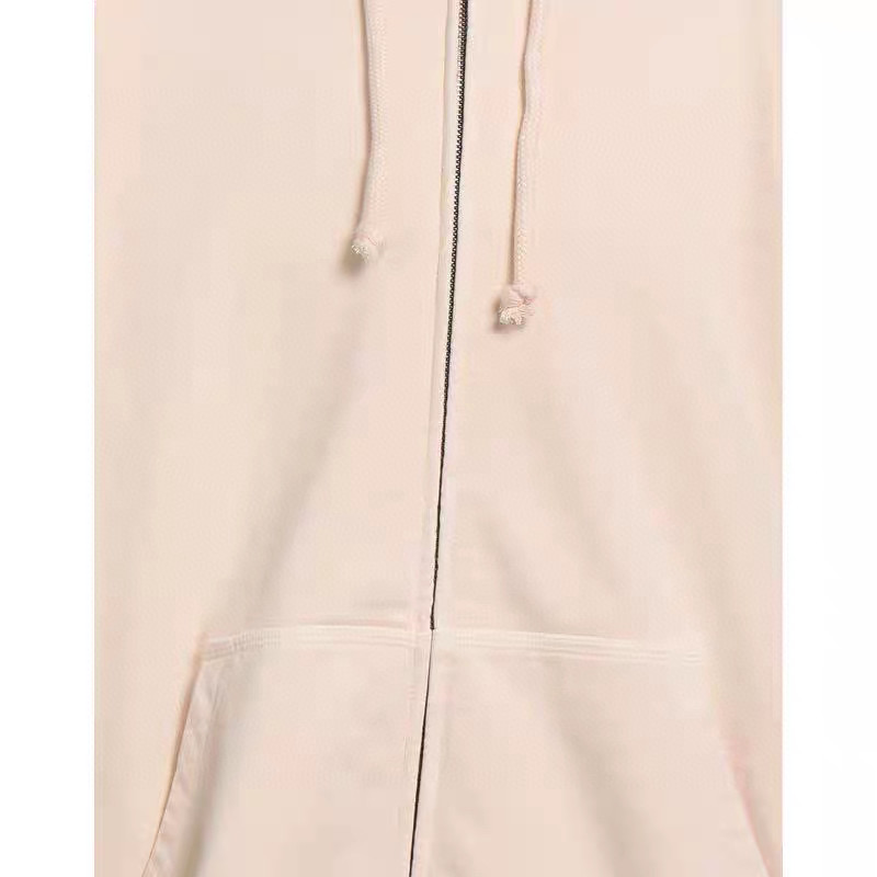 2025-10-18-23-39-IMG-8690