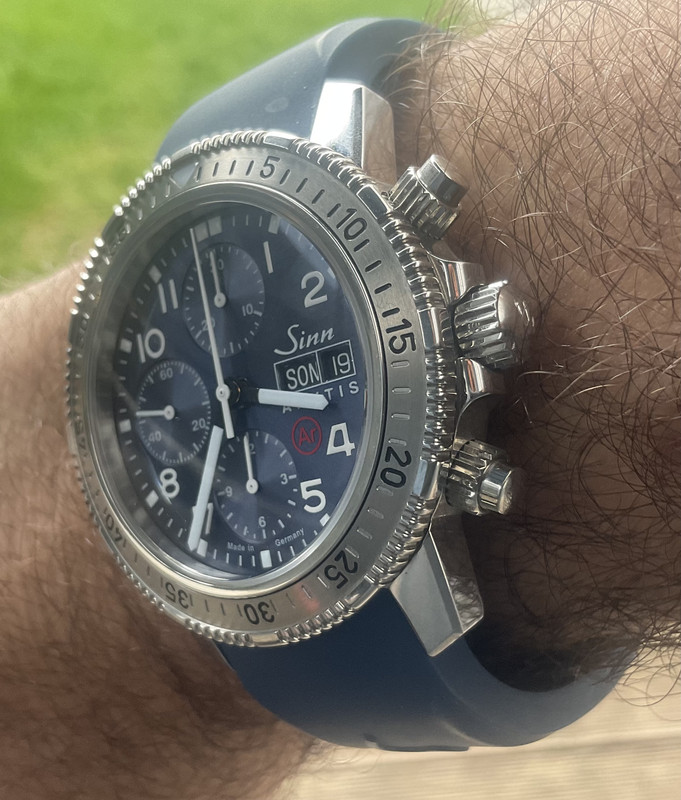 EC82EE88-B3ED-4F72-BBC0-89793F2991C1