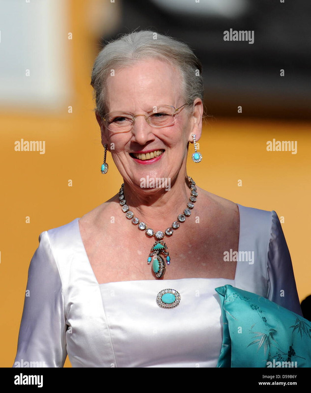 queen-margrethe-ii-of-denmark-arrives-for-the-goverment-dinner-held-D59B6Y