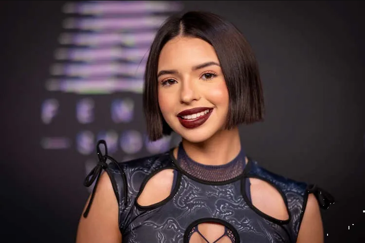 Ángela Aguilar revela el motivo por el cual visitó Cuba, ¿Habrá nuevo disco?