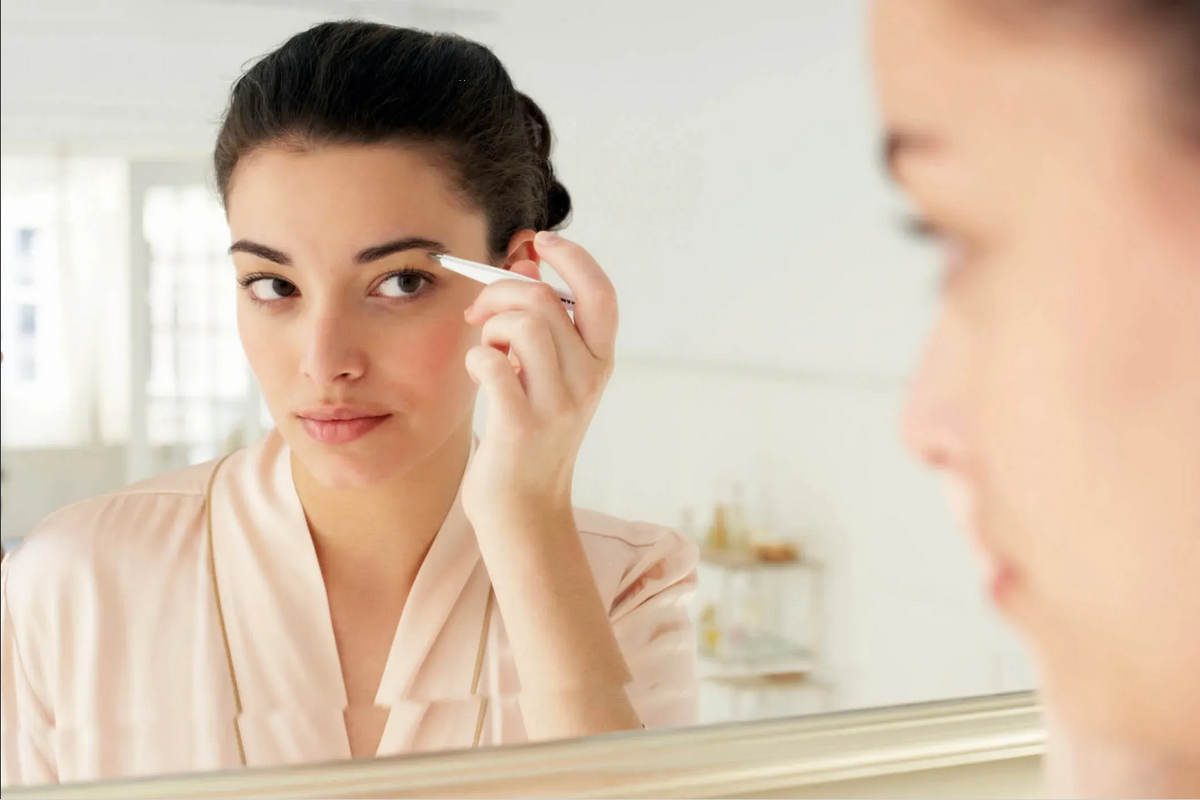 ¿Cómo oscurecer las cejas con remedios caseros?