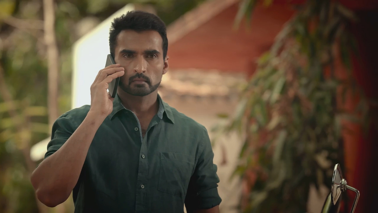 Iru Dhuruvam (2023) Season 2 [Hindi + Tamil + Telugu + Malayalam + Kannada] WebRip 480p 720p ESub - Complete Screenshot